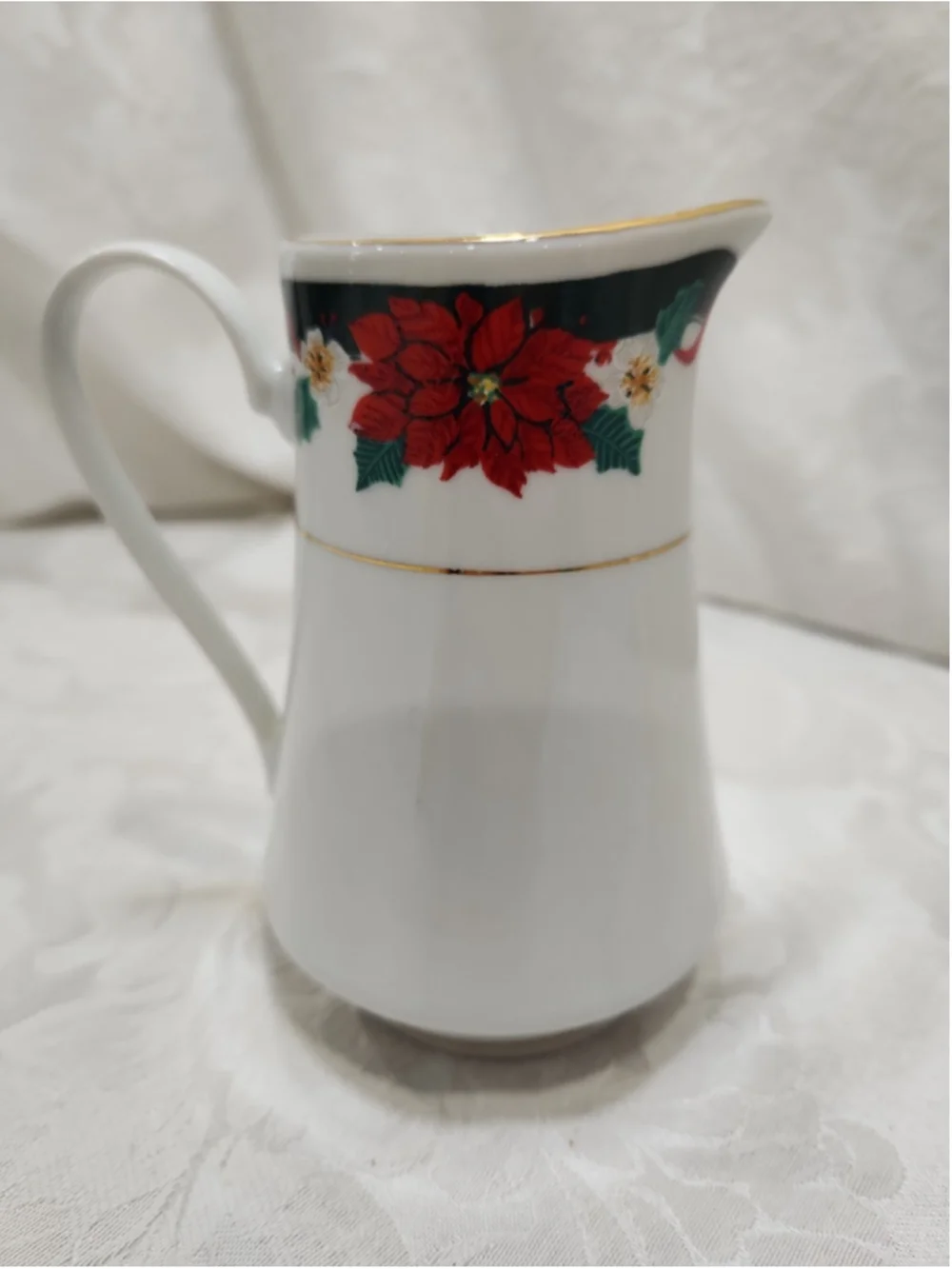 Tienshan DECK THE HALLS Creamer 4.5